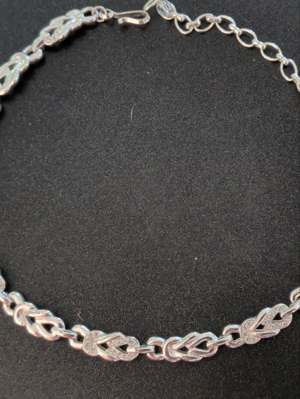 Swarovski Silver Tone Interlocking Knot 14" Necklace Choker Crystals